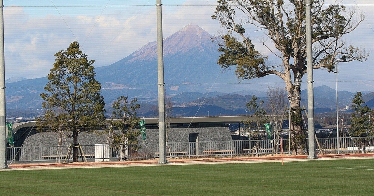 【東京Vキャンプレポート】本格始動の2日目…同級生が意地の張り合い｜岸上敏宏