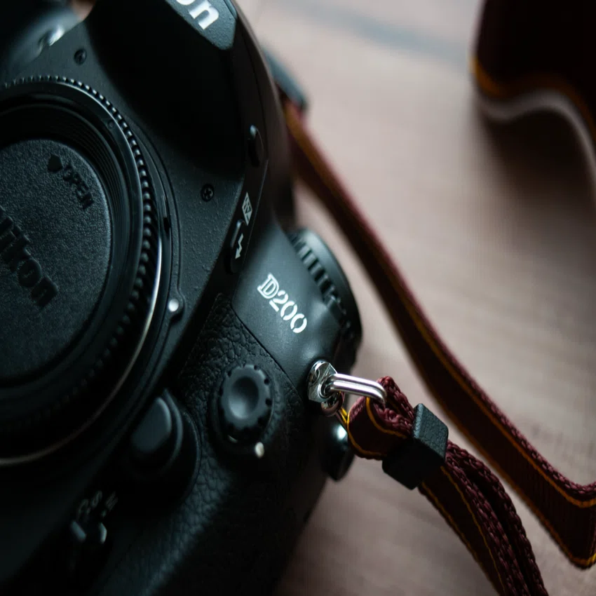 名機CCD！Nikon D200 万能＆単焦点レンズ 豪華三脚セット 初心者OK 久しぶりにCCD時代の名機Nikon D200とたわむれる。｜記憶カメラ