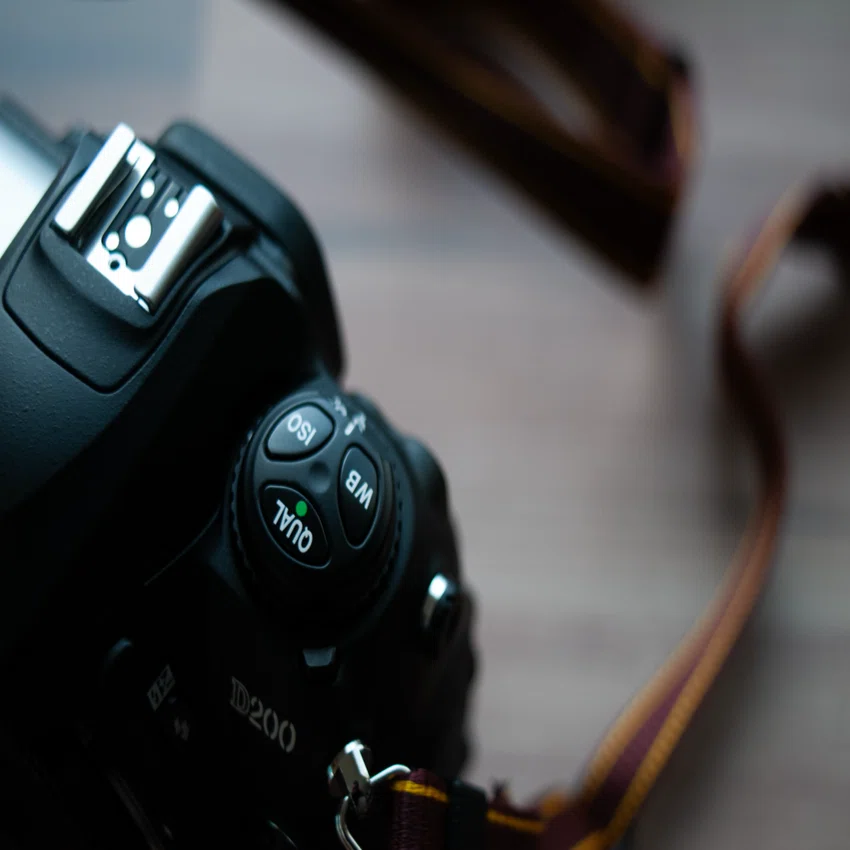 CCDの名機「Nikon D200」3ヶ月使用レビュー｜偏愛カメラ部
