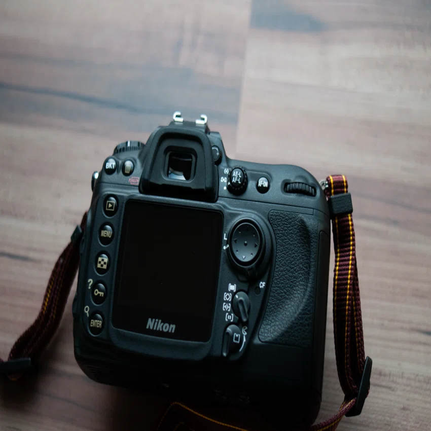 CCDの名機「Nikon D200」3ヶ月使用レビュー｜偏愛カメラ部