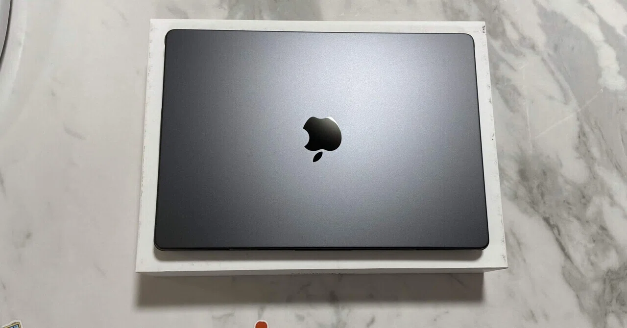 メーカー勤務の私が「M5 MacBook Pro」を買った話と奥さんの男気に背中 