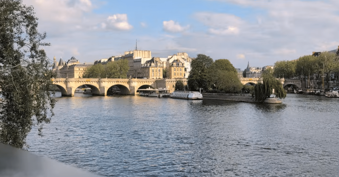 いちばん古い「新しい橋」｜まあち（森真弓）🐾