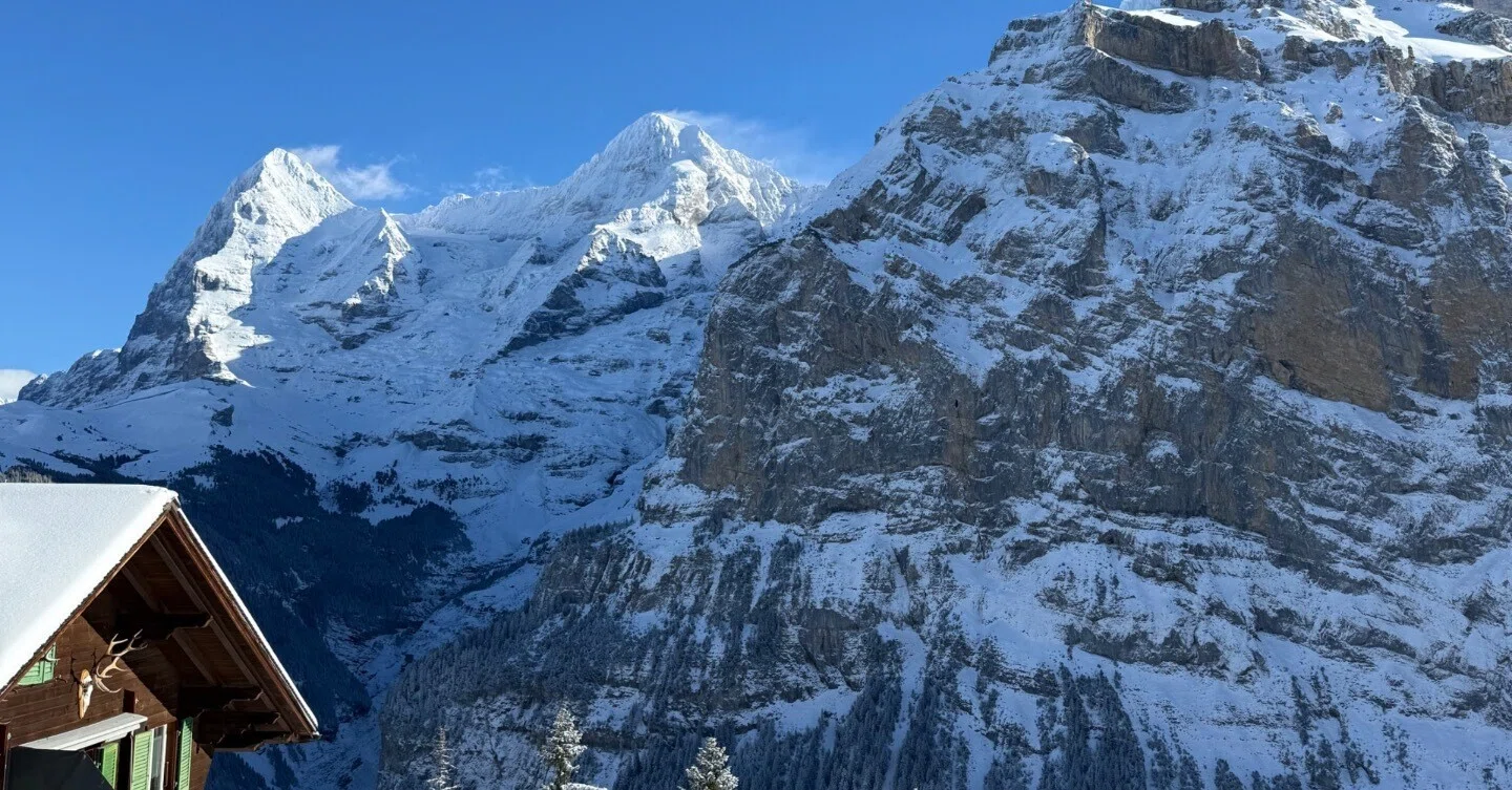 スイス🇨🇭ユングフラウエリアの白銀世界を歩く｜ミューレン
