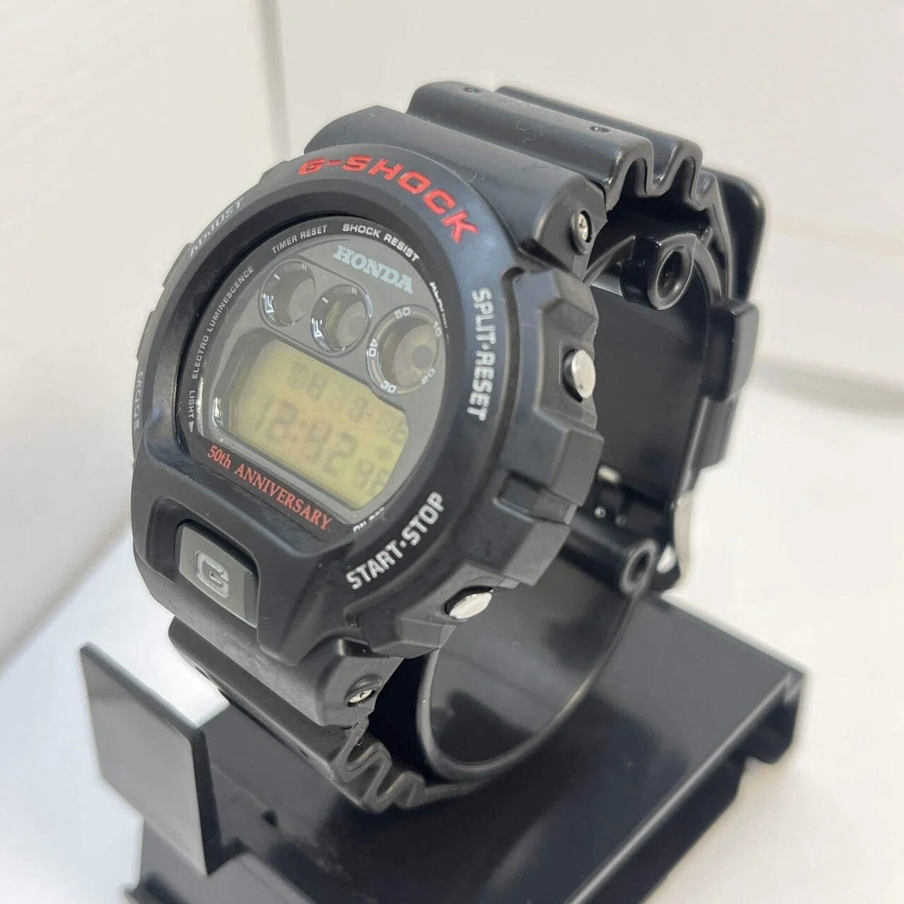 伝説のスピリットを腕に。Honda創立50周年記念G-SHOCK「DW-6900」徹底 