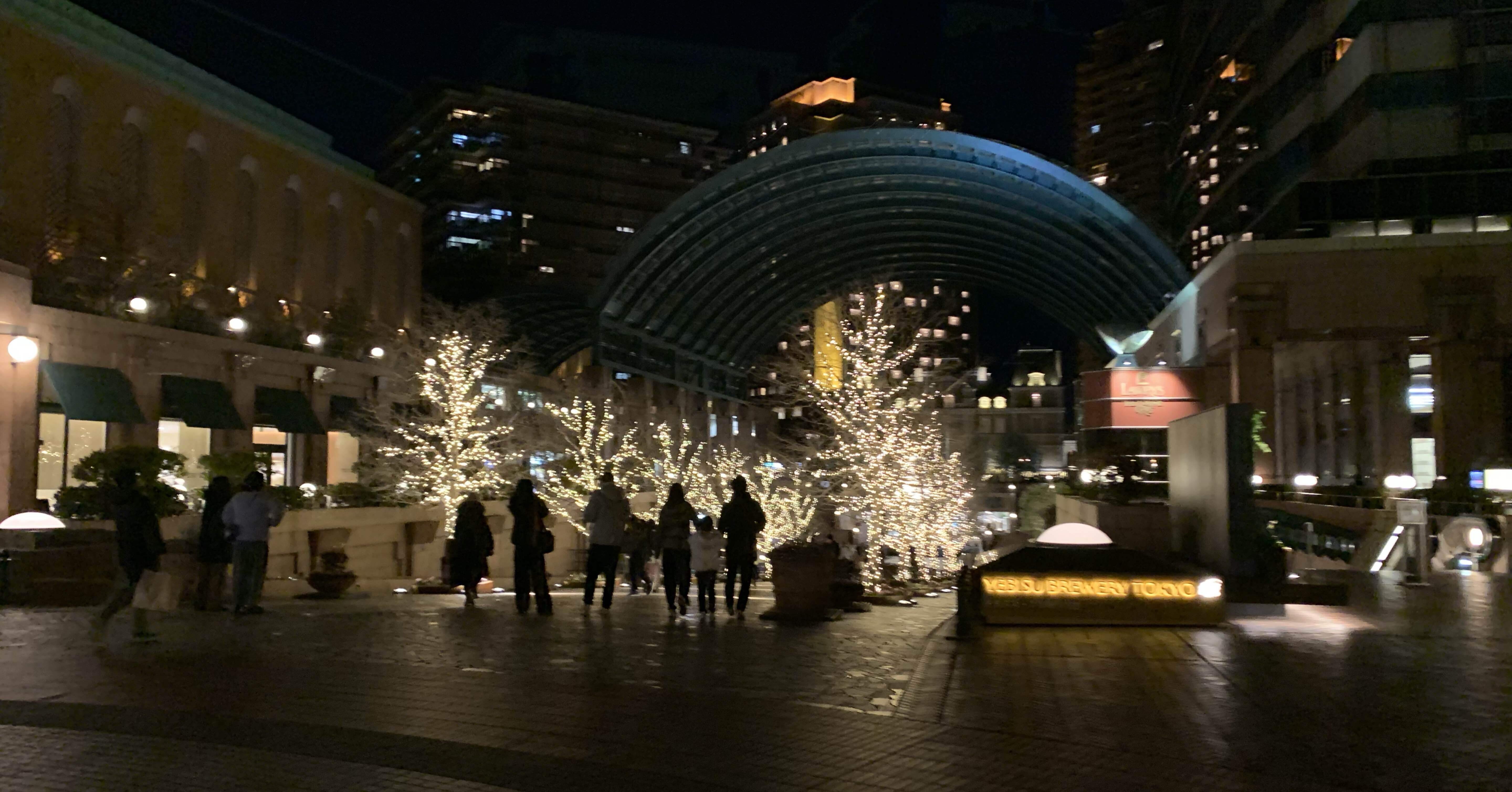 持たざる経営　古山喜章 持たざる経営 | 古山喜章 |本 | 通販 | Amazon