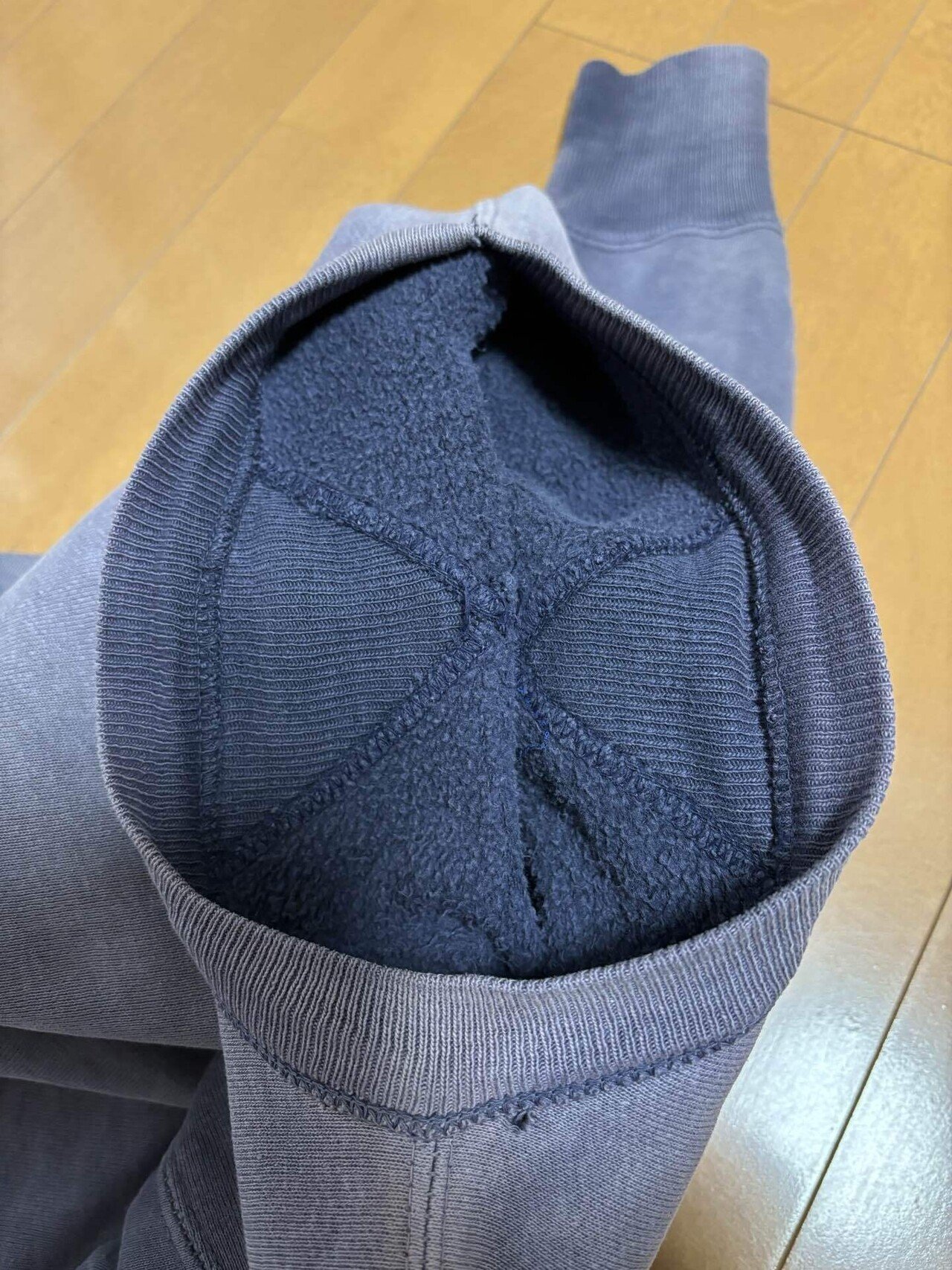 両V”とかいうスペシャルヴィンテージスウェット｜ttttto