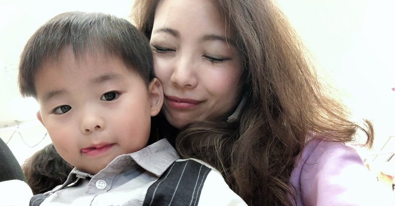 家族写真 なぜかわたしだけがいつもいない ママさんこそ自撮り ホテル暮らしのアドレスホッパー 一級建築士 喜多島みなみ 41歳 住所不定 無職になりました Note 家族写真 なぜかわたしだけがいつもいない ママさんこそ自撮り ホテル暮らしのアドレスホッパー 一級建築士 喜多島みなみ 41歳 住所不定 無職になりました Note