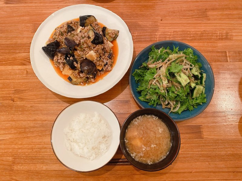 今晩の食卓 少量の油で作る麻婆茄子 いしばしまゆみ Note