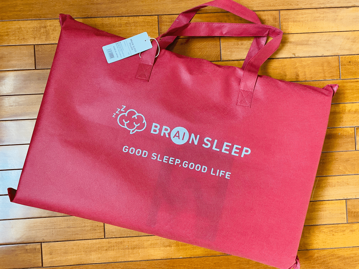 BRAIN SLEEP 枕 レッドトートバッグ付き BRAIN SLEEP 枕 レッドトートバッグ付き 新品 定価34 100円 BRAIN