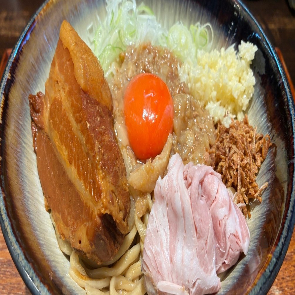 心乱れる角煮まぜそばの破壊力｜門馬直人