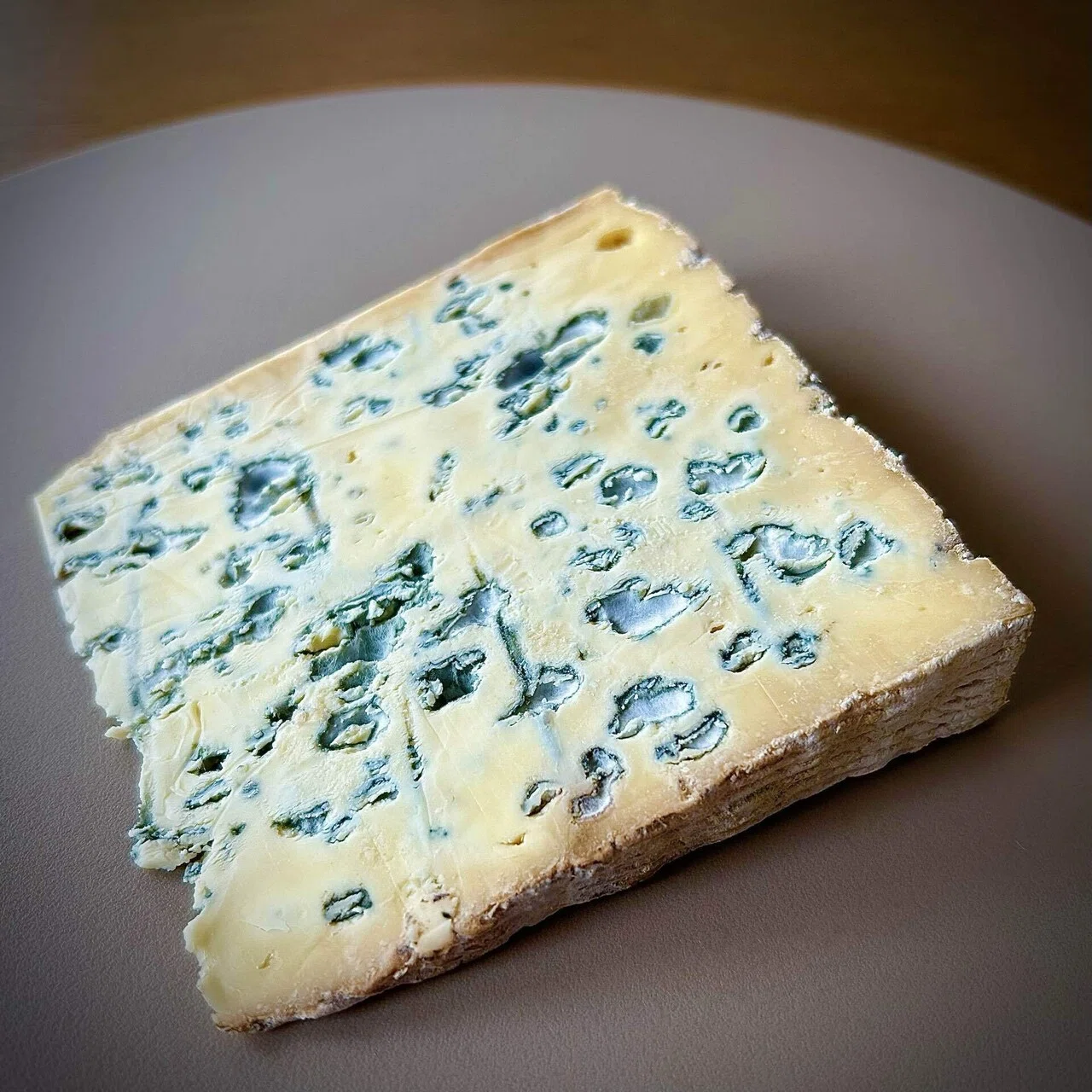 Etanbetsu Blue Cheese / Cheese Journey 76｜タロミルク