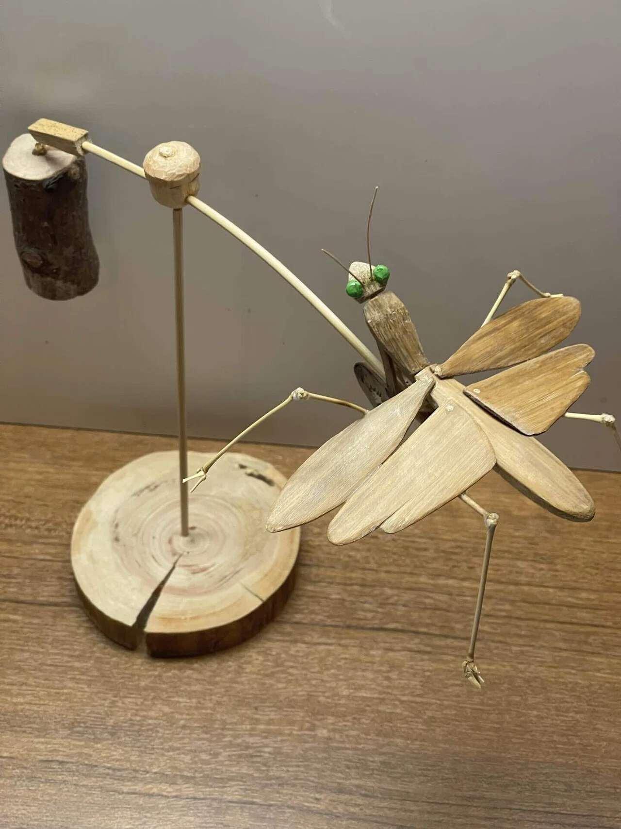 竹のリアルなカマキリに後翅を追加し、飛翔する姿にupgradeしたお話し