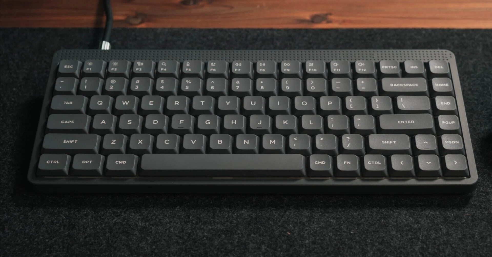 Air75 V3よりおすすめ。洗練されたデザインと機能性の「NuPhy Node75