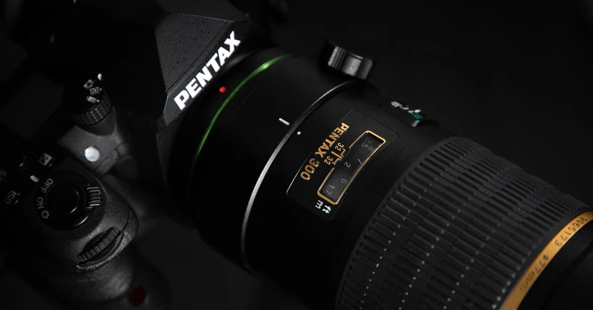 片手で使える超望遠。smc PENTAX-DA☆300mm F4 ED[IF]SDM｜がま