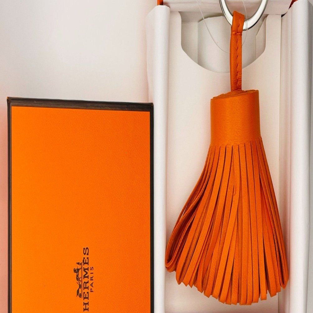 過去記事】エルメス カルメン キーホルダー オレンジについて｜花千諒松