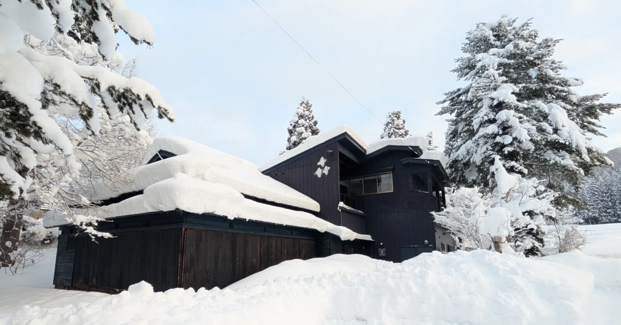 瀞峡 作者石田雪外 あきらめ」という名の、雪の寄せ方。｜織山英行／ORIYAMA Hideyuki