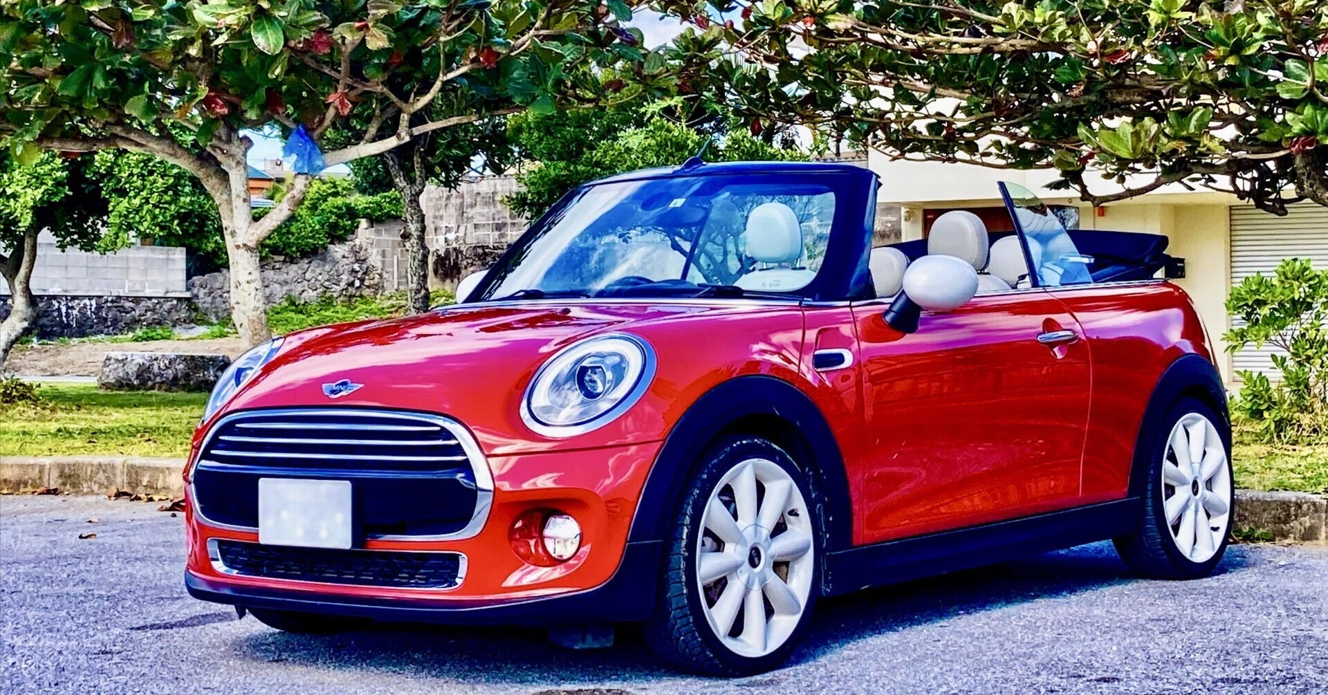 MINI F57 クーパー vs JCW ── ポルシェ乗りが1週間乗って気づいた