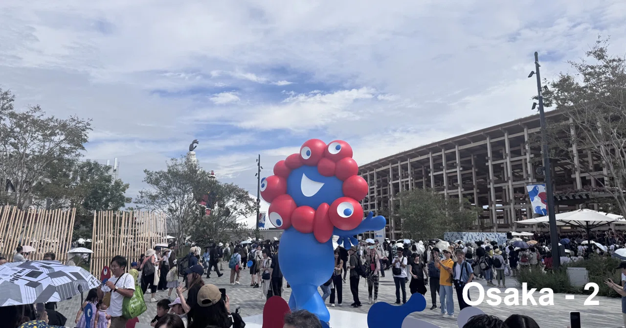 🇯🇵 大阪#2】公式キャラクターのミャクミャクはめちゃくちゃ人気者