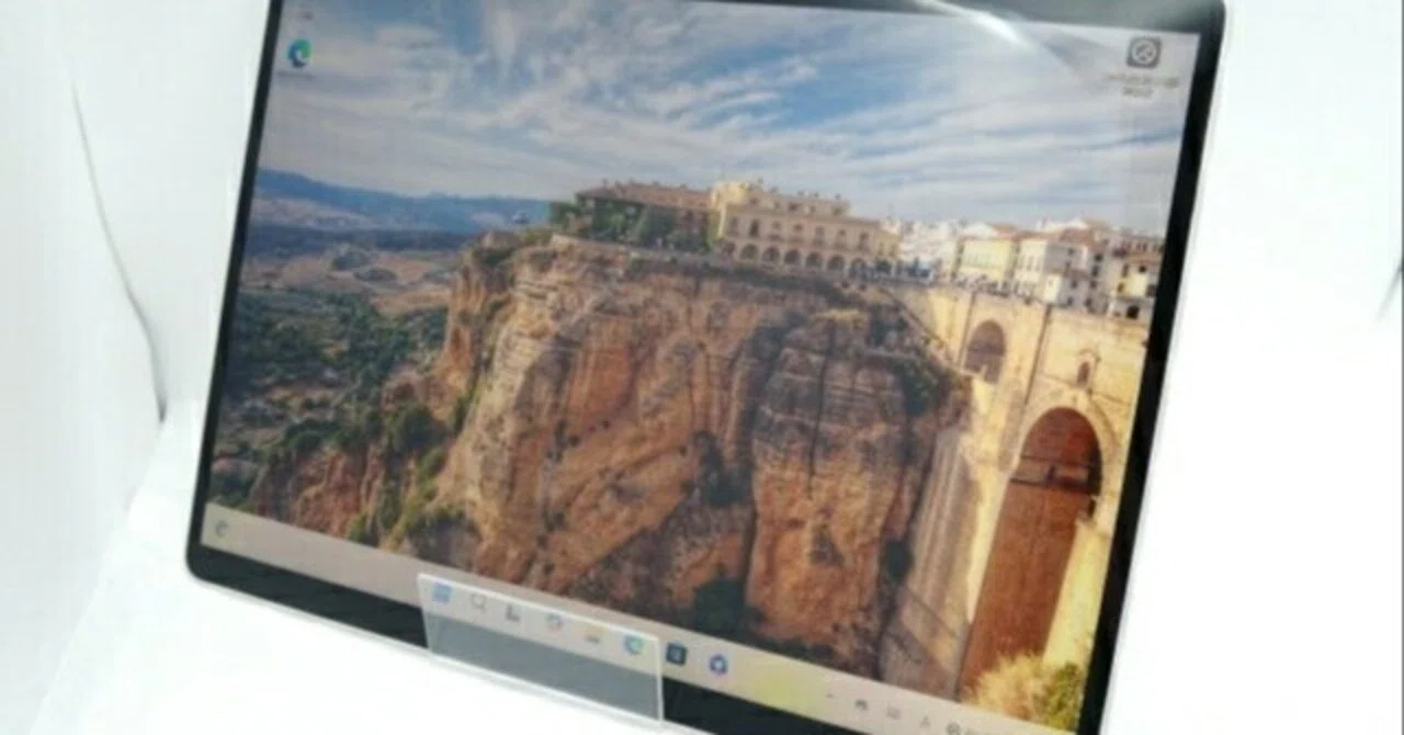 本日見つけた掘り出し物】中古Surface Pro9 Core i5 16GBモデル：1ヶ月