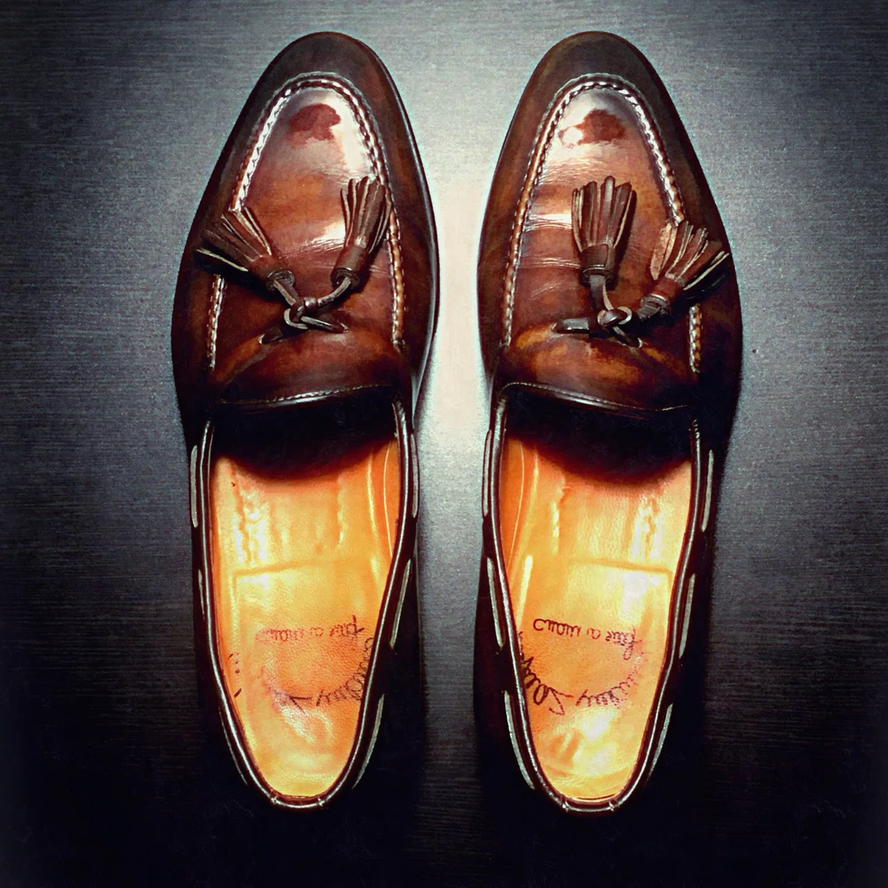 美品サントーニ タッセル ローファー+木製のシューキーパー付き Santoni タッセルローファー｜りんりん