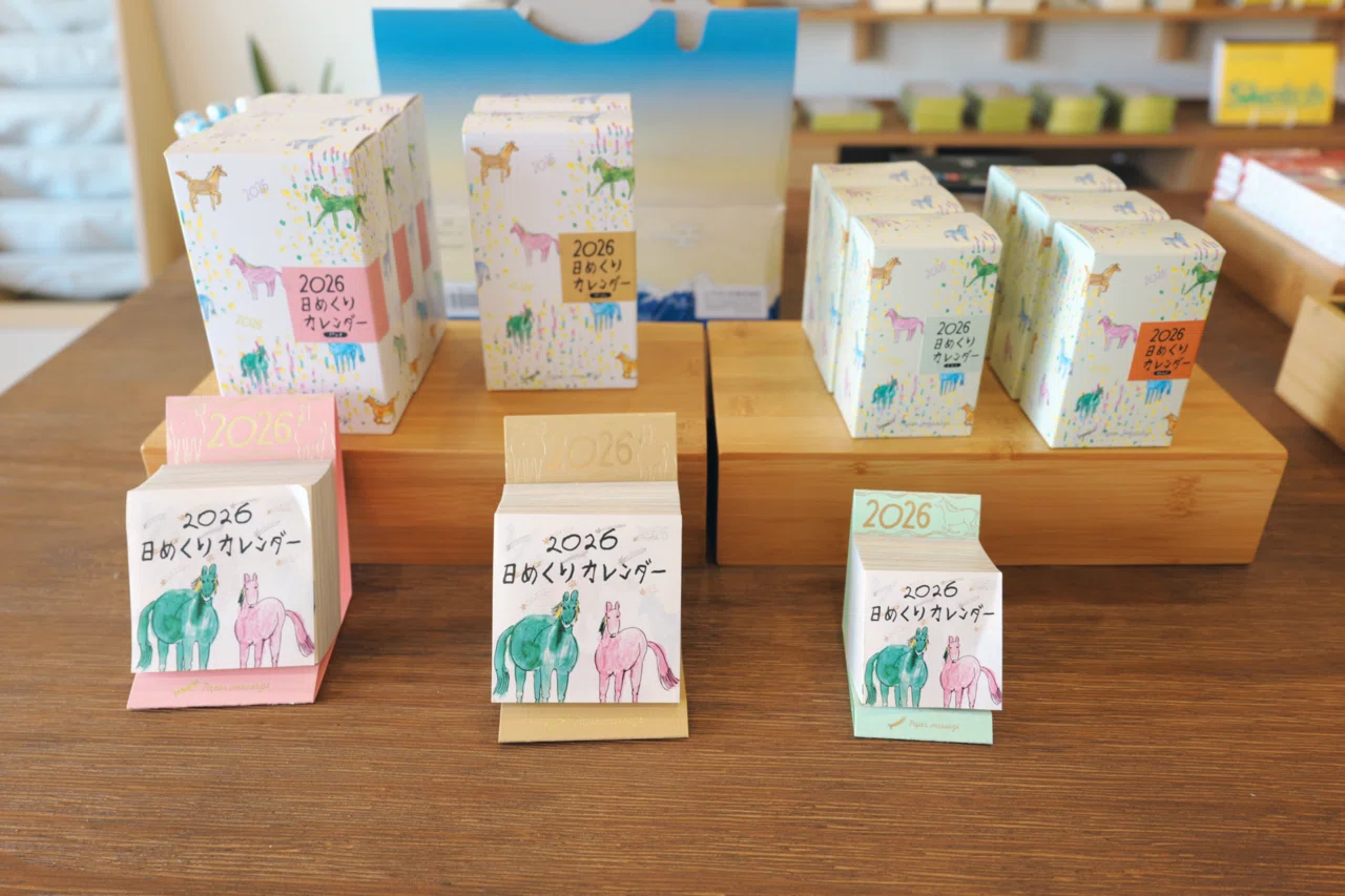日本の文房具屋で正気を失った、たった10分間の聖地巡礼。｜ASAMI