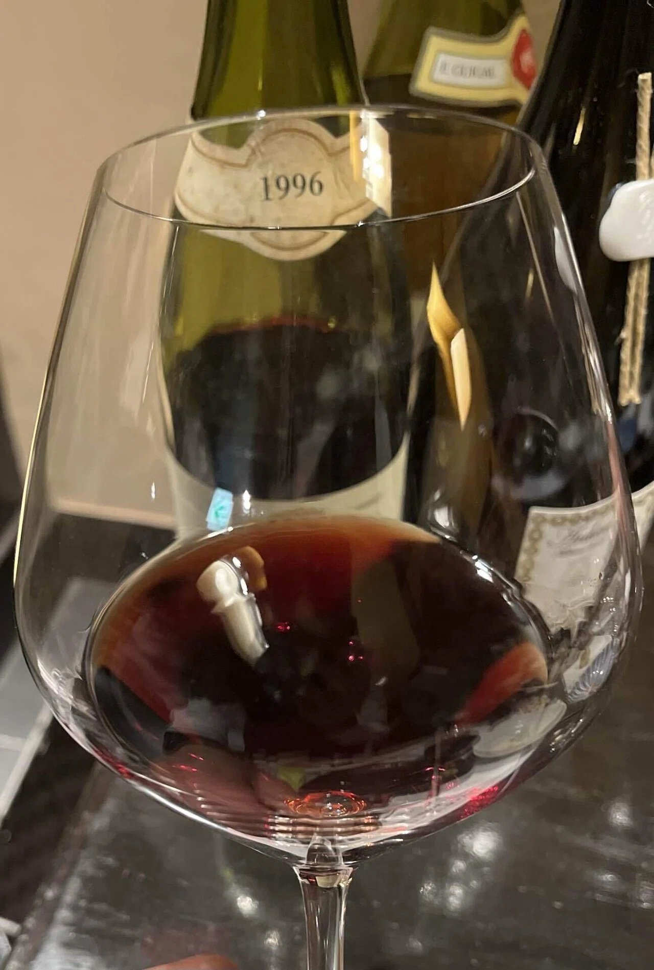 ワイン VOSNE-ROMANEE1erCRU 1 1996Les Gaudichots ワイン VOSNE