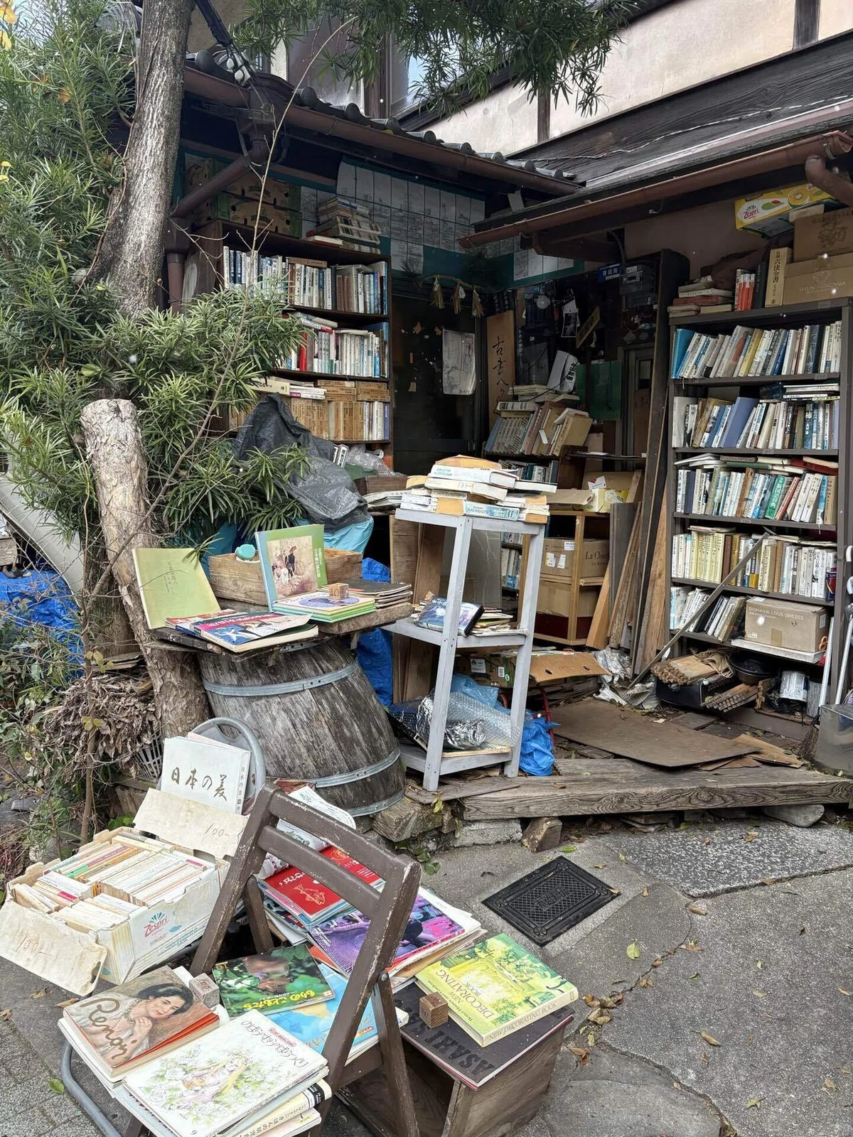 1月11日 京都大学吉田寮四畳半版鴨川ホルモー|古本興業•若林凌駕