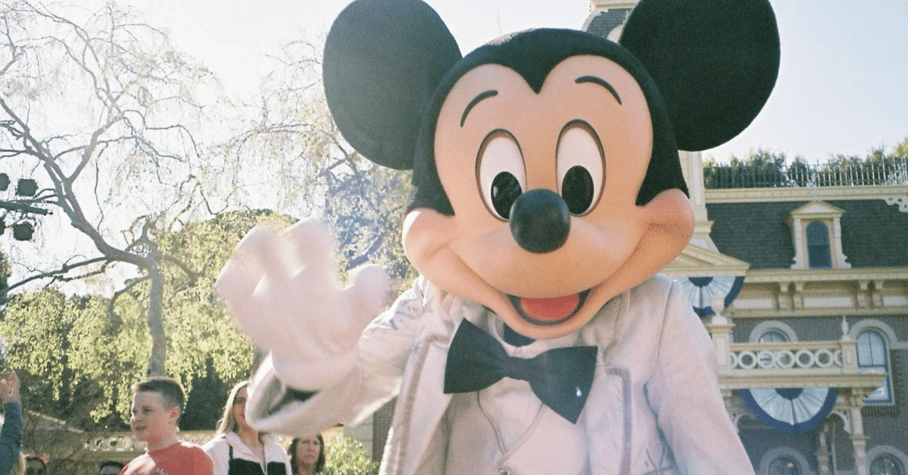 3374.海外ディズニーランドアナハイムピンエープリルフール05チップと