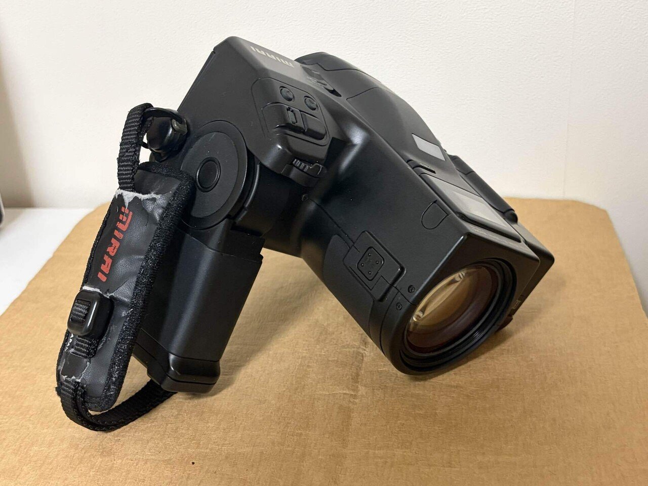 フィルムデビューはブリッジカメラ RICOH MIRAI｜ポス虎