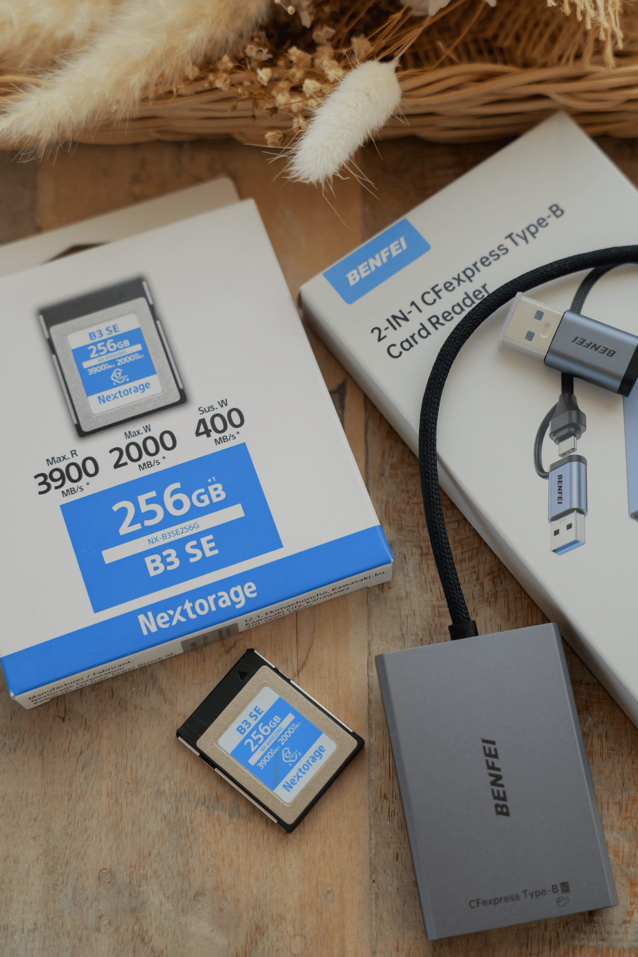 LUMIX S1RII用 Nextorage CFexpress 4.0 Type B 256GB & BENFEI カード