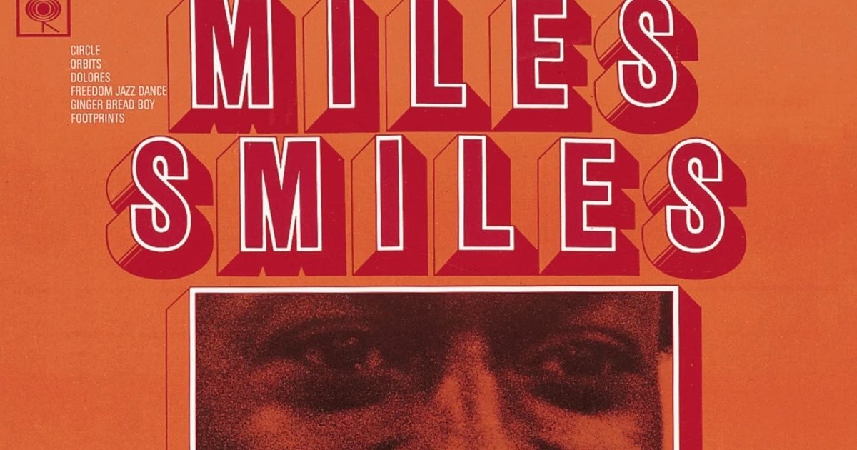Miles smiles マイルス・デイビス 写真集 初版 帯付き Miles smiles マイルス・デイビス 写真集 初版 帯付き Miles