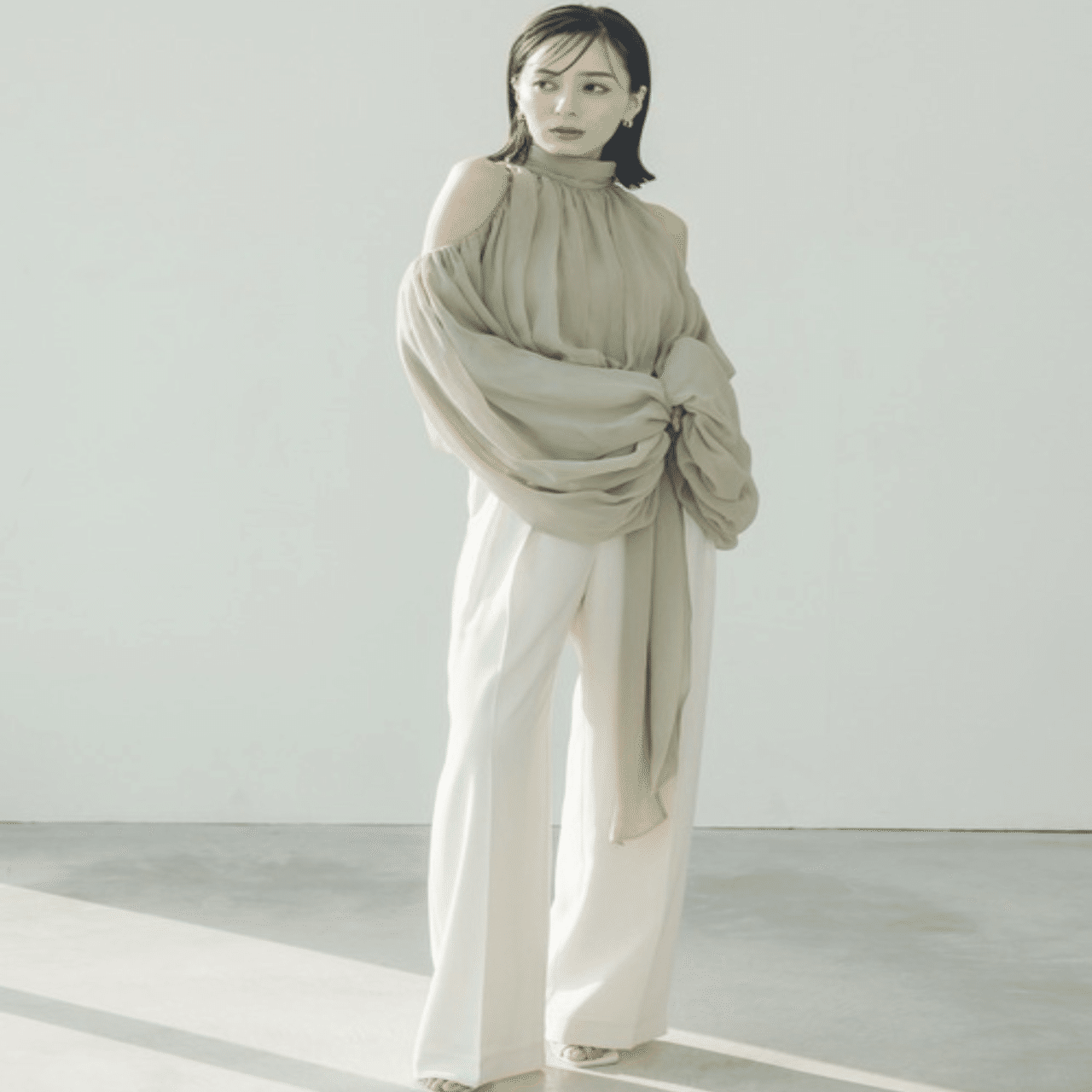 anuans 【ZOZO限定カラー】シフォンボリュームブラウス｜anuans