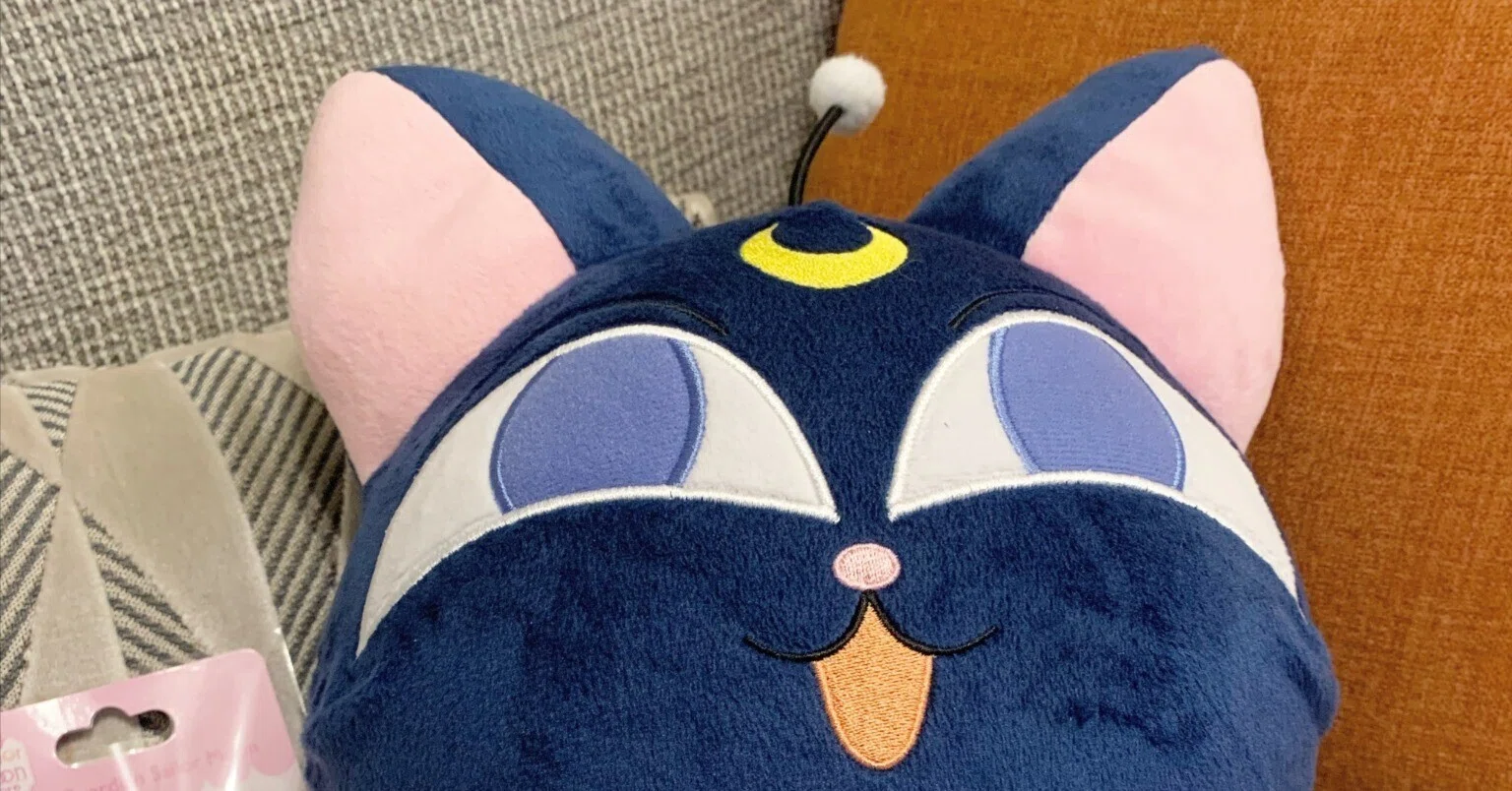 推し活】セーラームーン明治コラボにモノ申す｜オタクOLのお買い物