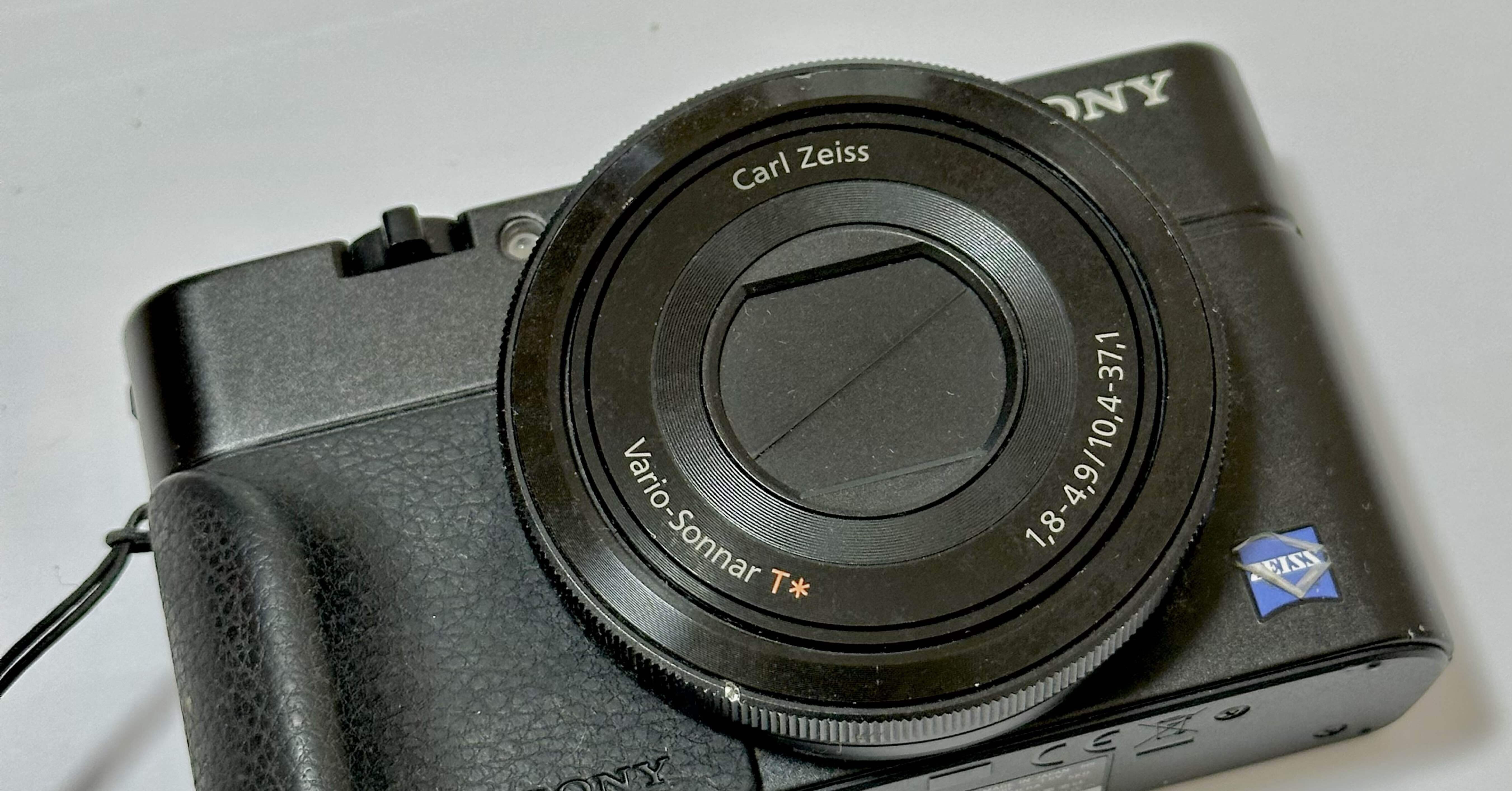 動かないデジカメ2万円で売れた｜もーふ