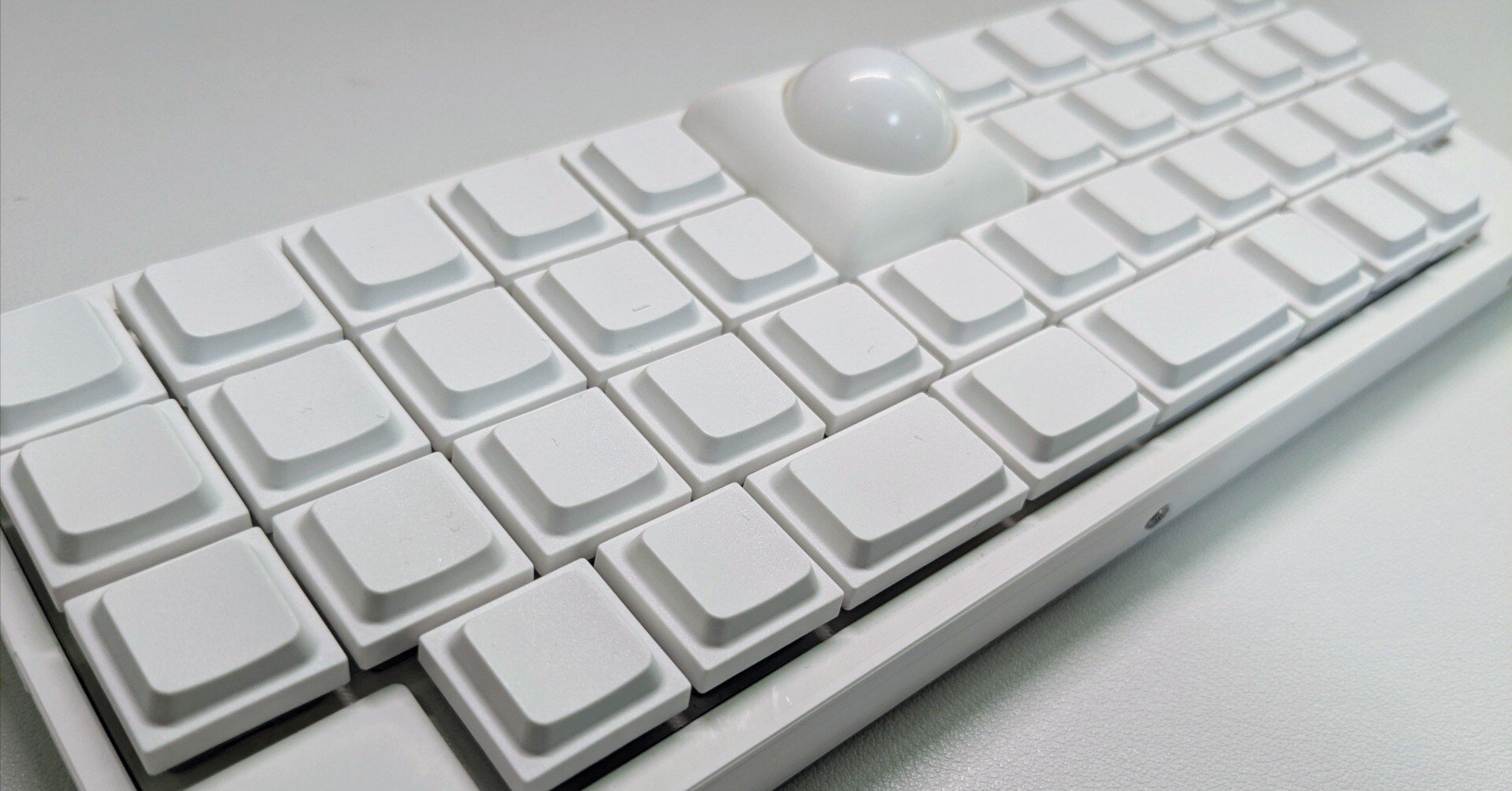 自作キーボード】トラボ付き無線キーボードで究極のiPad入力環境を作る