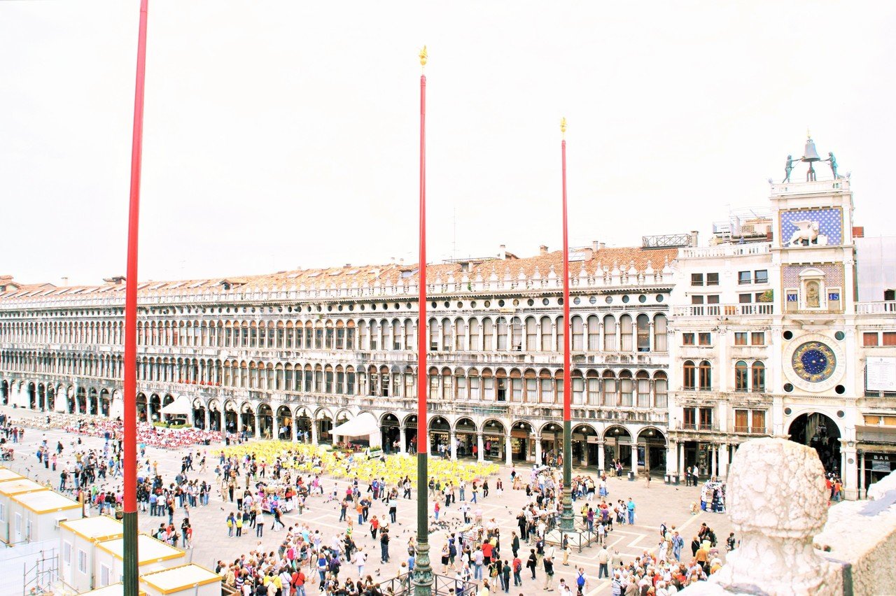 ヴェネツィア サンマルコ寺院からの眺め 食の工房オフィスアルベロ イタリア料理教室 In 神戸 Note ヴェネツィア サンマルコ寺院からの眺め 食の工房オフィスアルベロ イタリア料理教室 In 神戸 Note