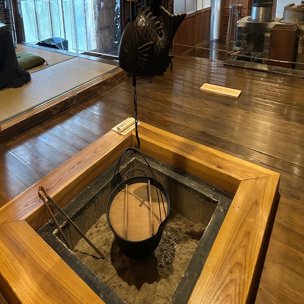 №1203【囲炉裏を囲む】｜長嶋貴生