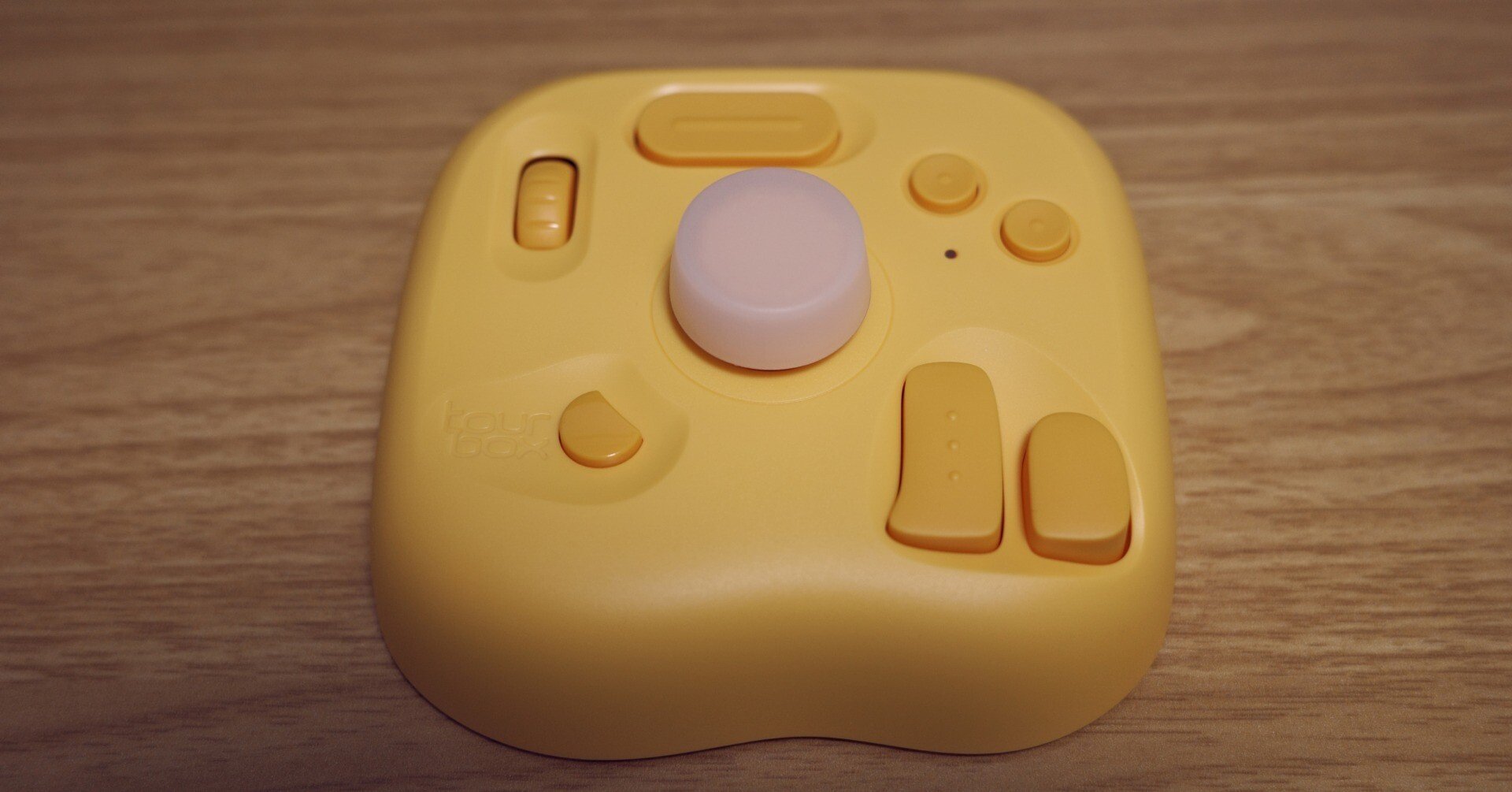 おすすめ】TourBox Lite（Bluetooth版）は「最初の1台」にして完成形