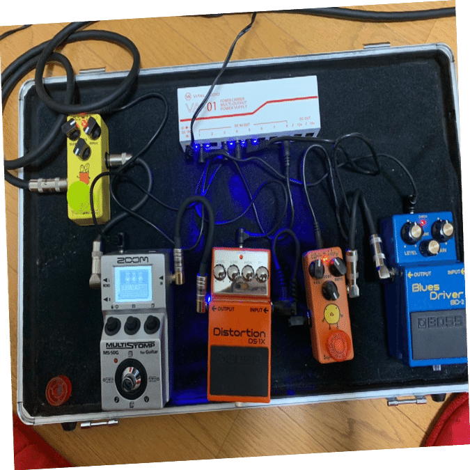 Folkenのメンバーの機材紹介〜ギターエフェクター編〜｜中央大学