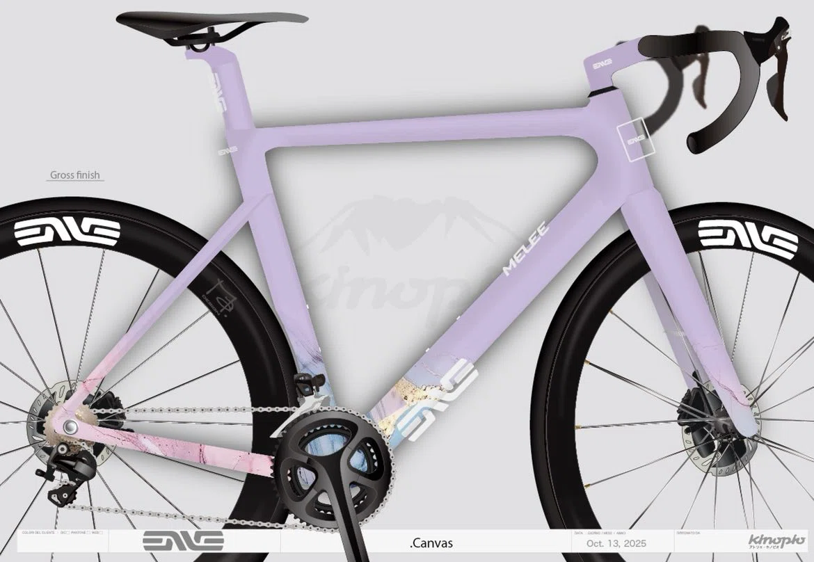 ペンキを塗った切り株自転車スタンド(pale pink) 高さ約33cm うちのつよ