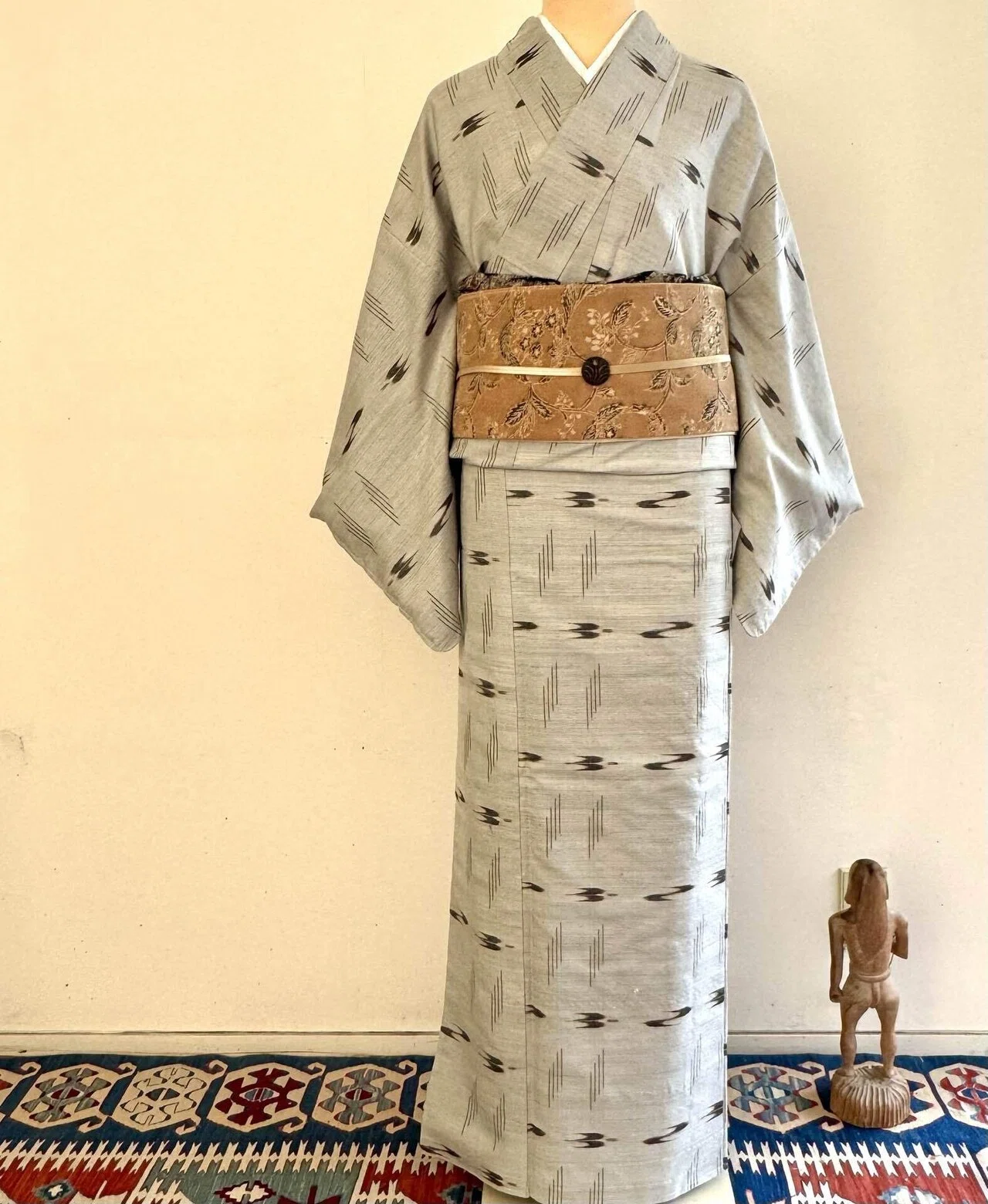 み*ゆ様 【超絶逸品】○沖縄県伝統工芸品○【琉球絣】○天然染料○手引 