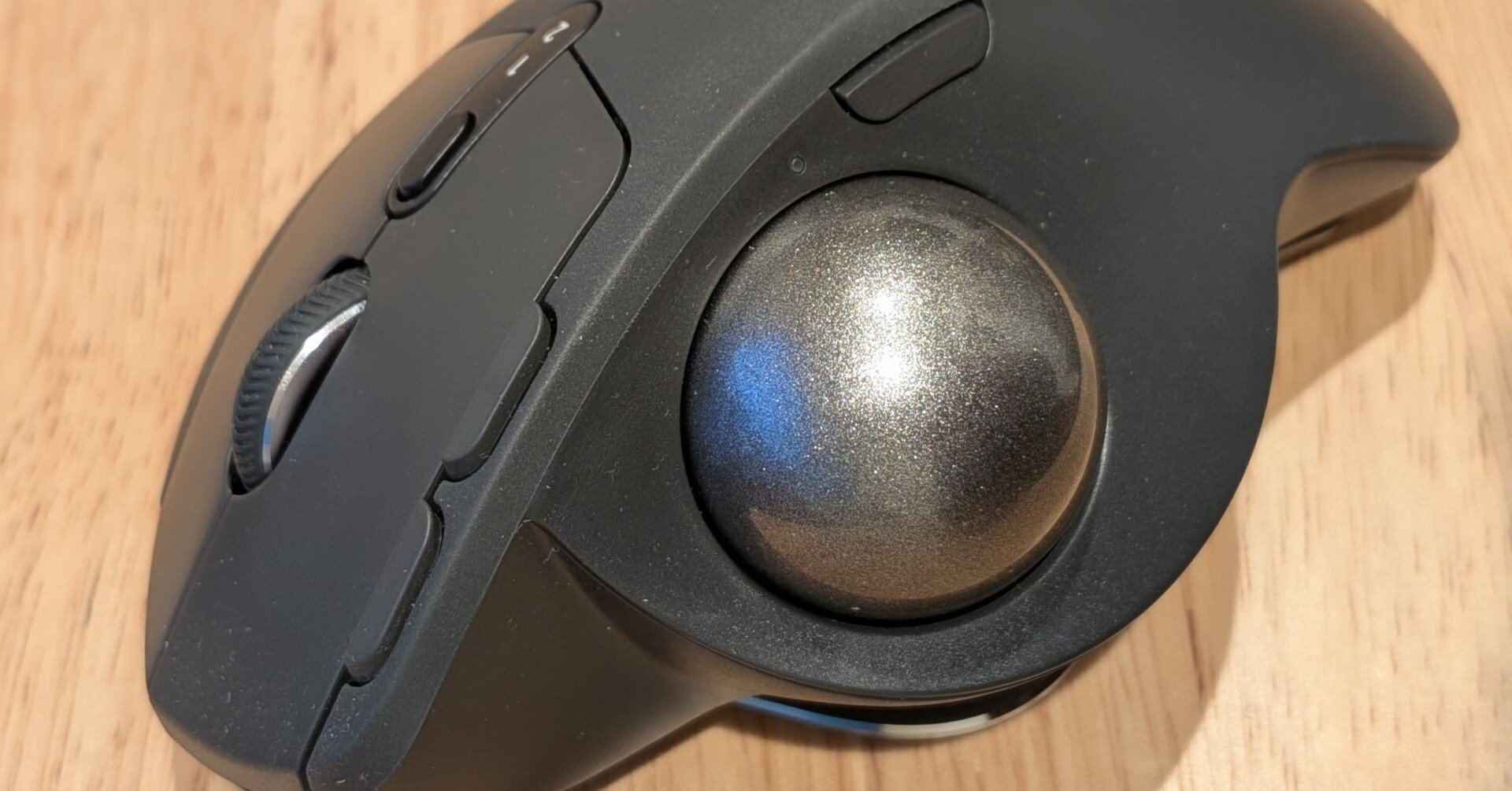 ロジクールのトラックボールマウスを「M575SP」から「MX ERGO」に