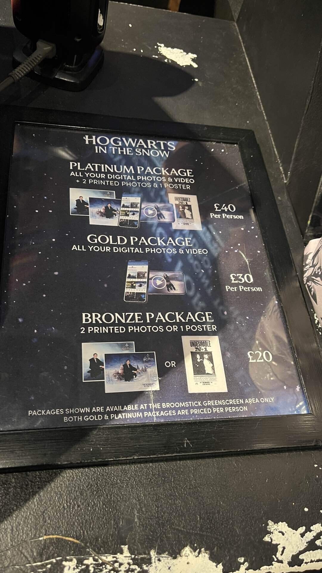 冬季限定、ロンドンで雪の中のホグワーツを見にいく｜JasCo