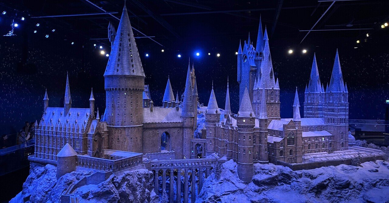冬季限定、ロンドンで雪の中のホグワーツを見にいく｜JasCo