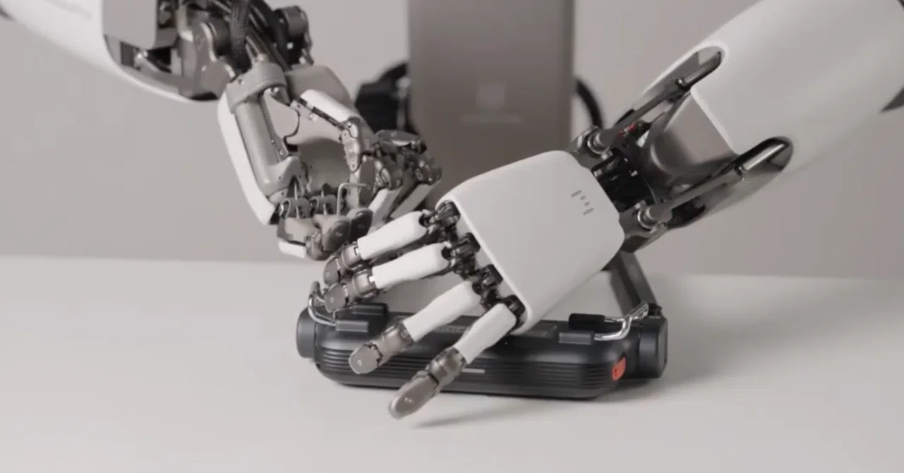 ロボット界の革命児】超軽量ハンド「ALLEX」が変える未来〜1gの感触を