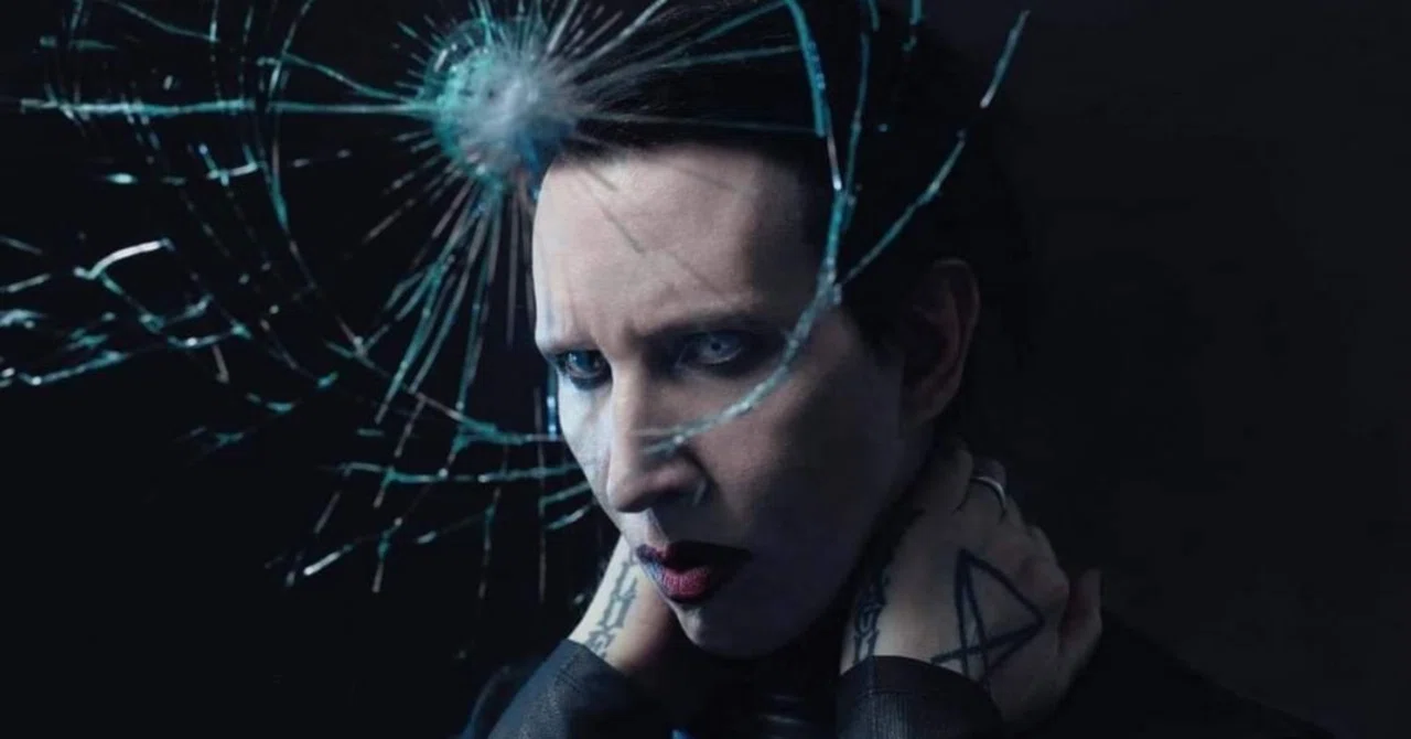 DISC REVIEW #1 : Marilyn Manson 