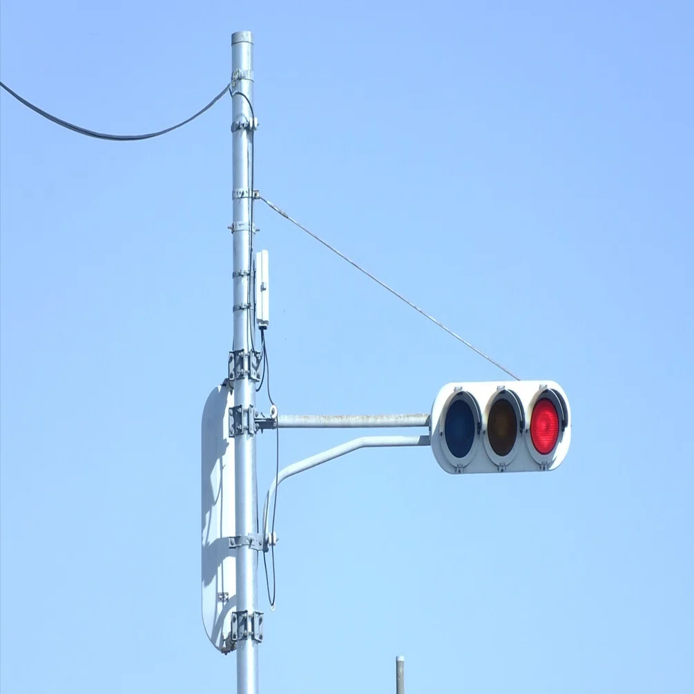 本庄-157】本庄市牧西にある小糸S型ブツブツレンズ250㎜ 5基｜光山祐弥