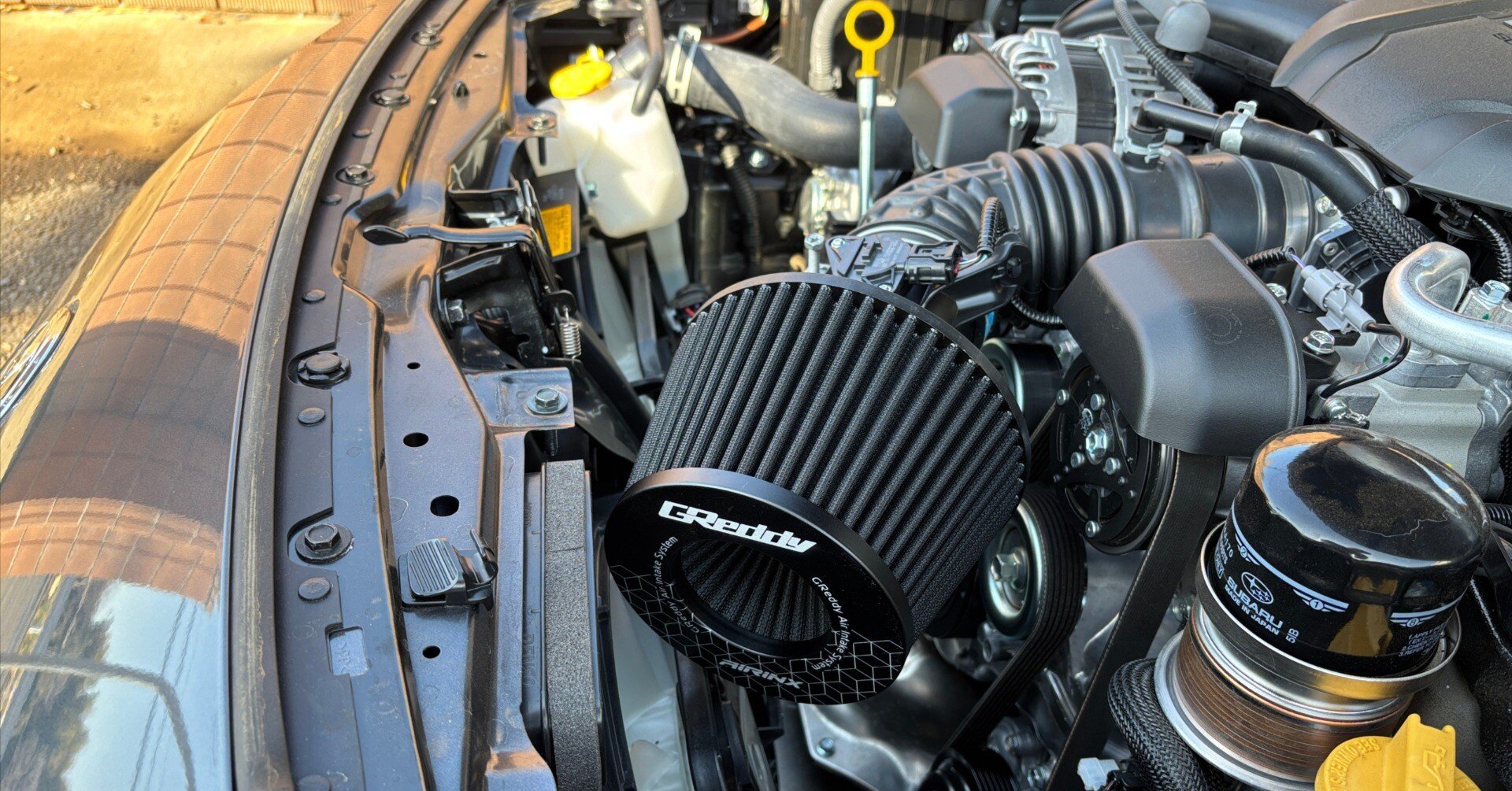 GR86(BRZ)にエアクリーナーGReddy AIRINXを取り付ける｜pomagi