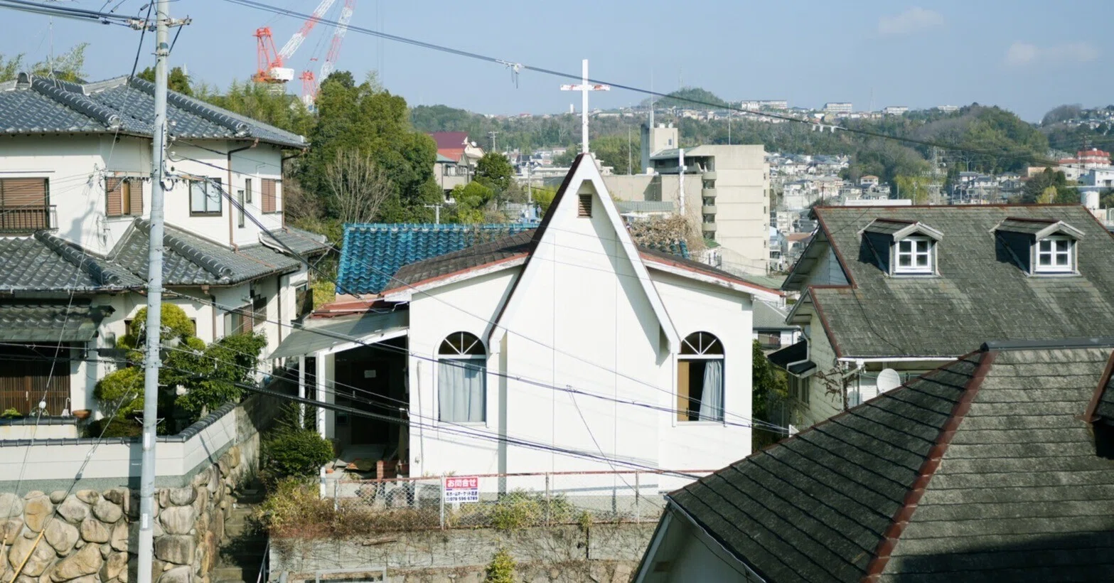 ひっそりこっそり教会の心地を。｜うすいさき / 株式会社アシタエ