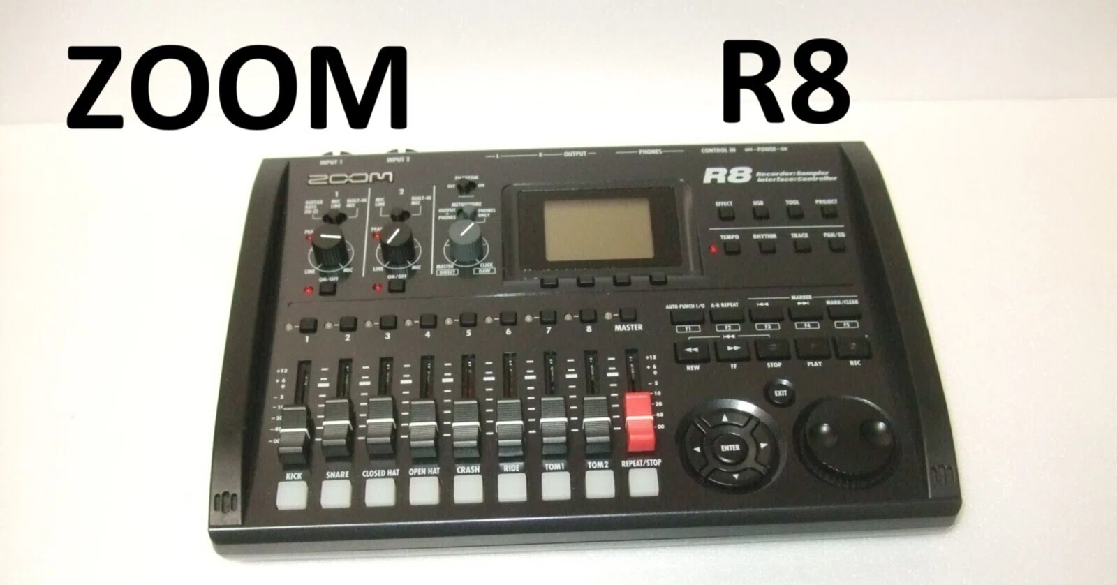ZOOM R8 マルチトラックレコーダー 本体 ズーム、タッチ操作に対応する8トラック仕様のマルチトラック